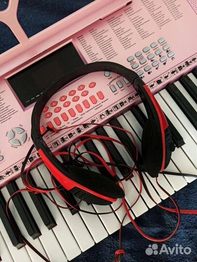 Синтезатор новый