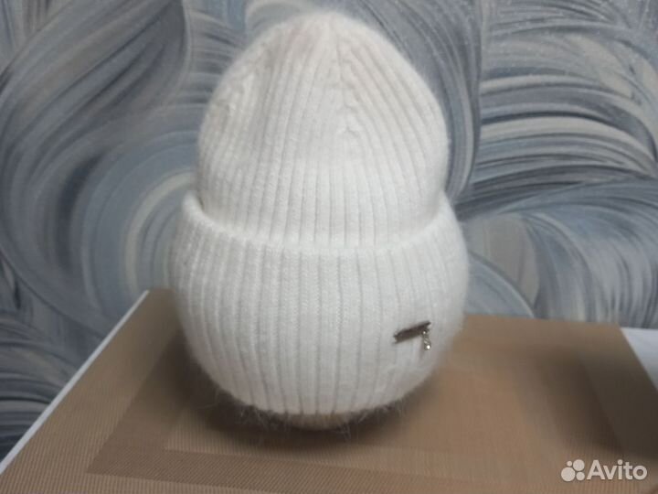 Шапка женская вязаная