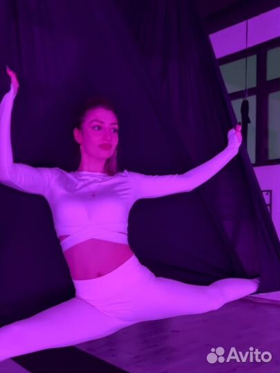 Инструктор по растяжке/растяжке в гамаках