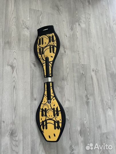 Скейтборд на двух колесах