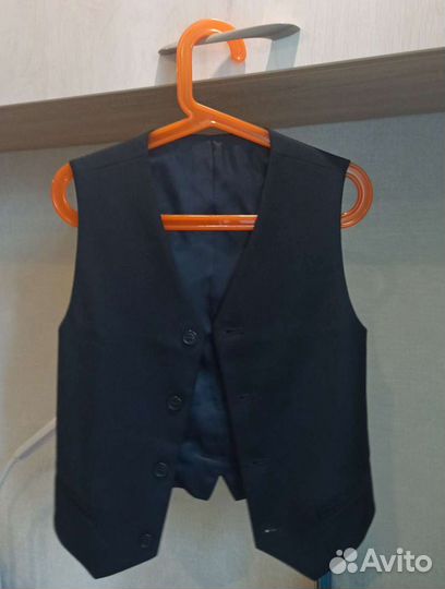 Школьный костюм