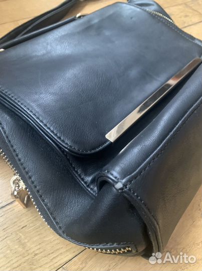 Женская черная сумка