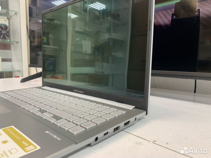 Ноутбук Asus vivobook