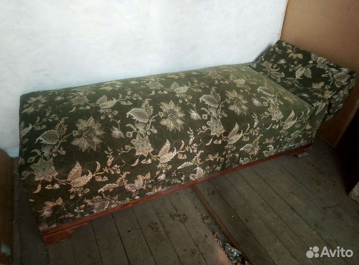 Кушетка Старинная