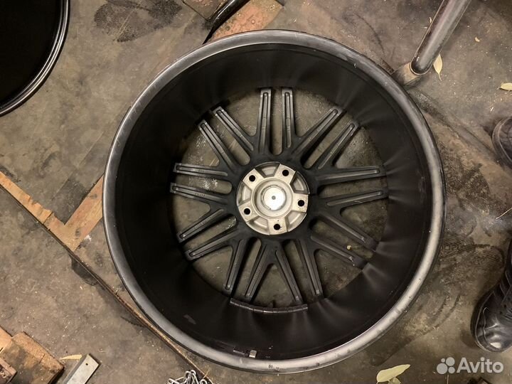 1шт. Диски R22 brabus. Для Mercedes-Benz