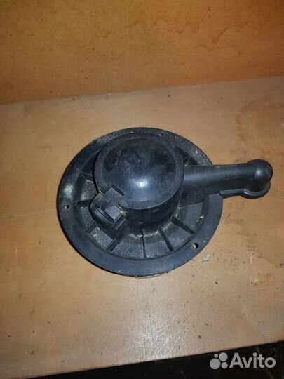 Моторчик печки Ford Explorer 3