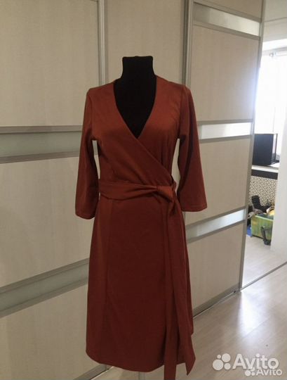 Платье назапах