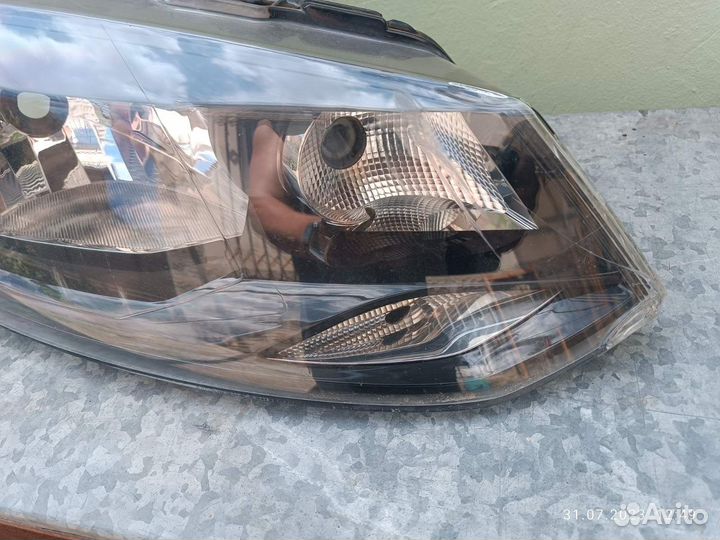 Фара volkswagen polo левая