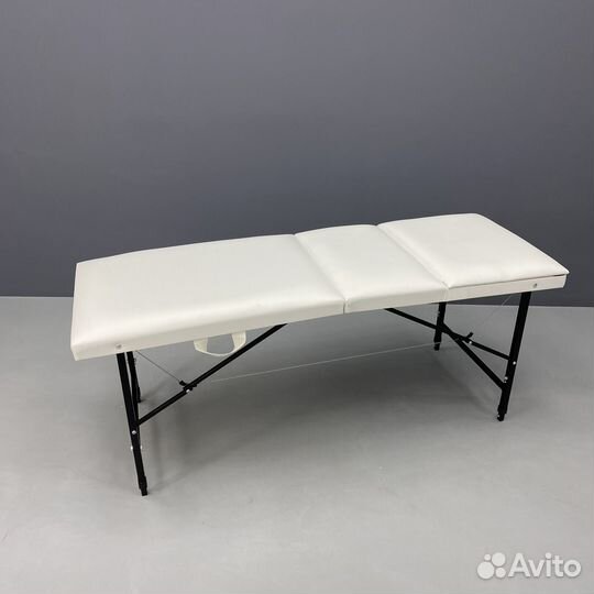 Кушетка косметологическая трехсекционная