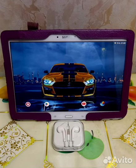 Планшет Samsung Galaxy TAB 4