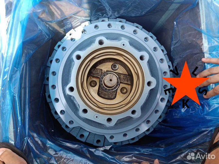 Редуктор хода без мотора 92449444 ZX330-3