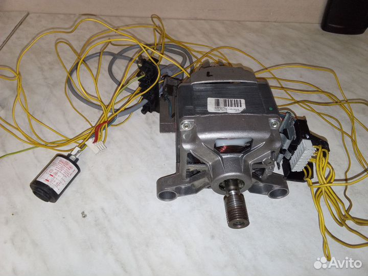 Двигатель от стиральной машины