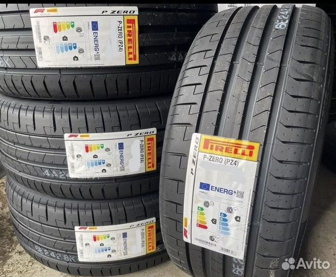 Pirelli P Zero PZ4 275/45 R21 107Y