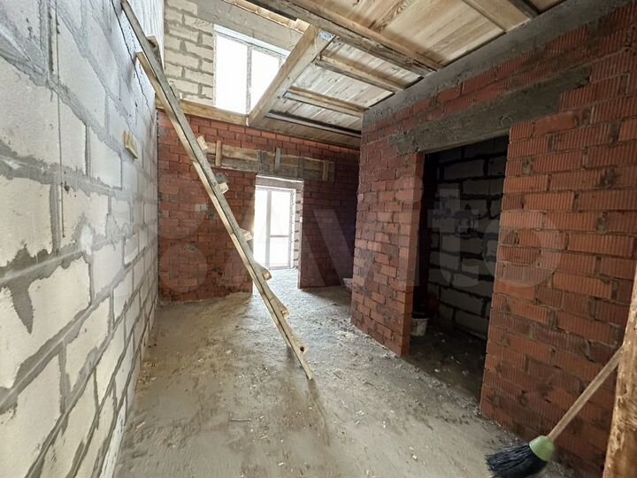 Дом 160 м² на участке 6,5 сот.