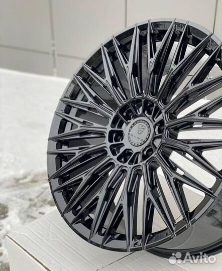 Кованые диски R22 6x139.7 для Cadillac Escalade