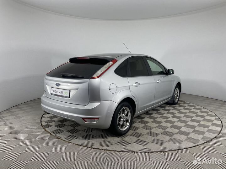 Ford Focus 1.6 МТ, 2010, 206 000 км