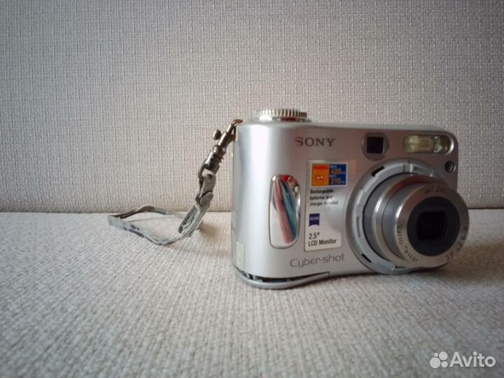 Фотоаппарат sony n50