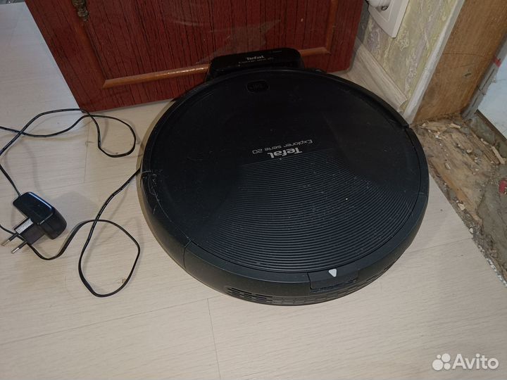 Робот-пылесос Tefal Smart Force X-plorer RG6825WH