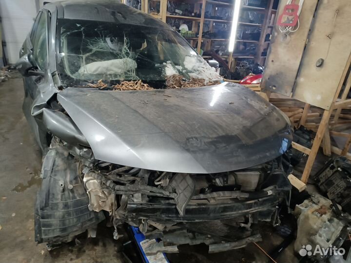 В разборе Nissan X-trail T32 2.0 4WD CVT 2016 год