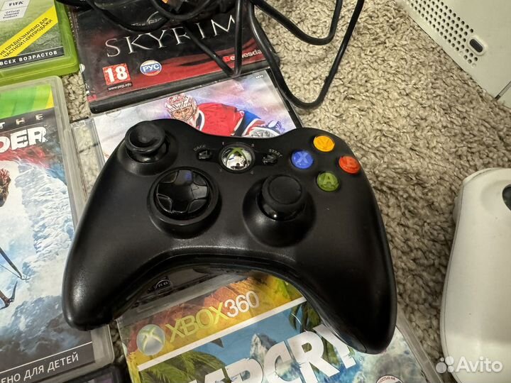 Xbox 360 LT3.0 (2 gamepad+kinect+11 игр)