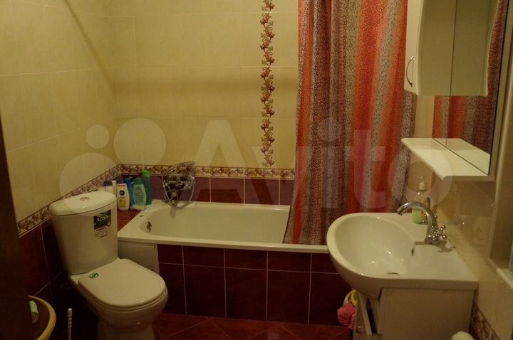 Комната 24 м² в 2-к., 2/2 эт.