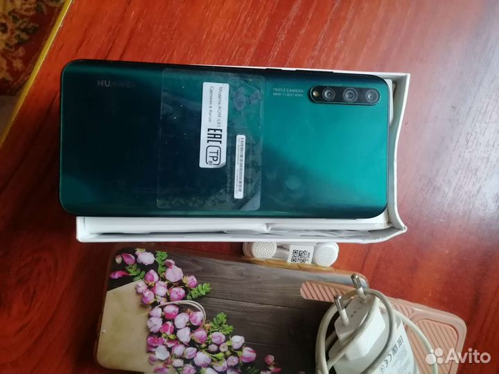 Huawei y8p