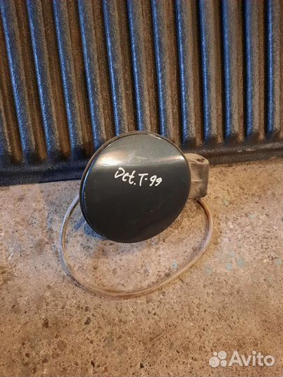 Лючок бензобака Skoda Octavia Tour