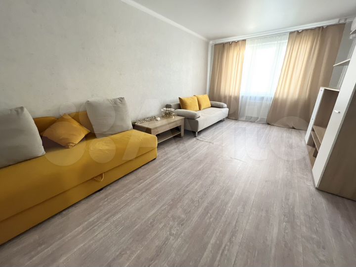 2-к. квартира, 67 м², 4/16 эт.