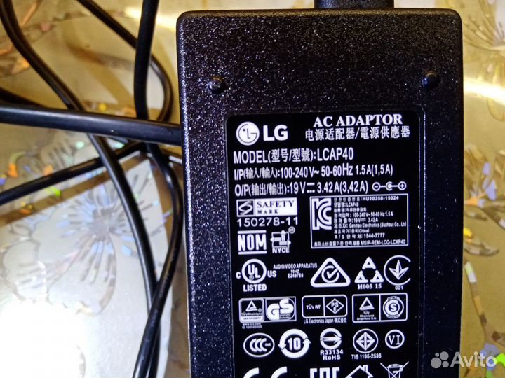 Lcap40 adaptor блок питания LG 19V 3.42A