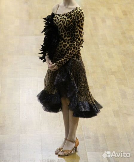 Платье для бальных танцев латина ю1