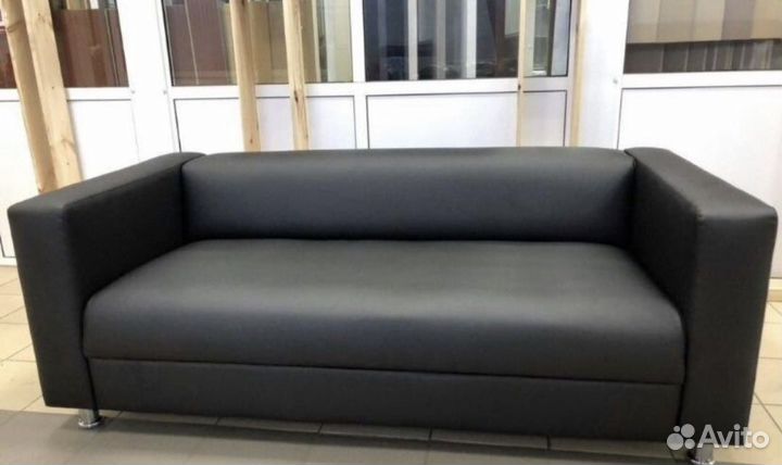 Диван в офис