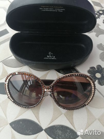 Солнцезащитные очки женские брендовые