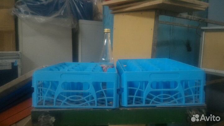 Пластиковые ящики для рассады, бутылок