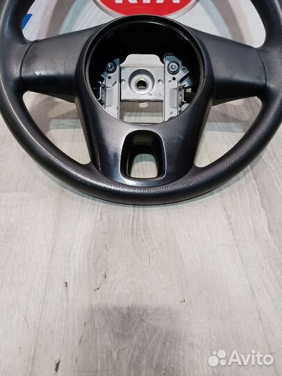 Руль Рулевое колесо Kia RIO 2 Лев