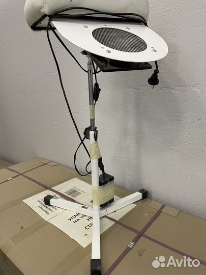 Педикюрная вытяжка