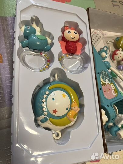 Мобиль музыкальный на кроватку