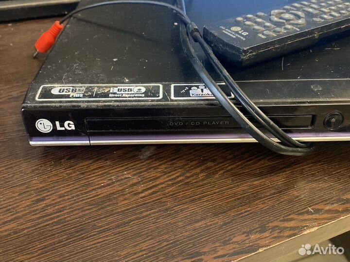 DVD плеер LG DVX453k