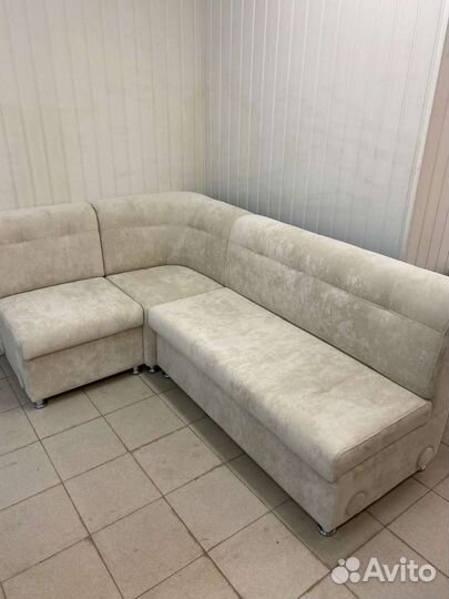 Перетяжка мягкой мебели