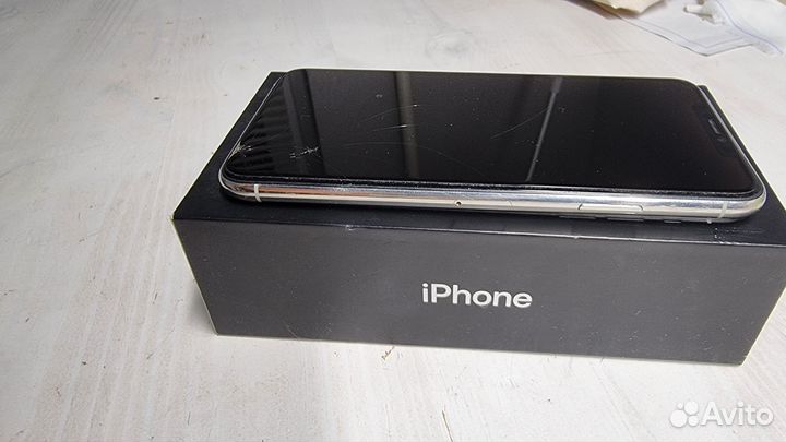 iPhone 11 Pro Max, 64 ГБ