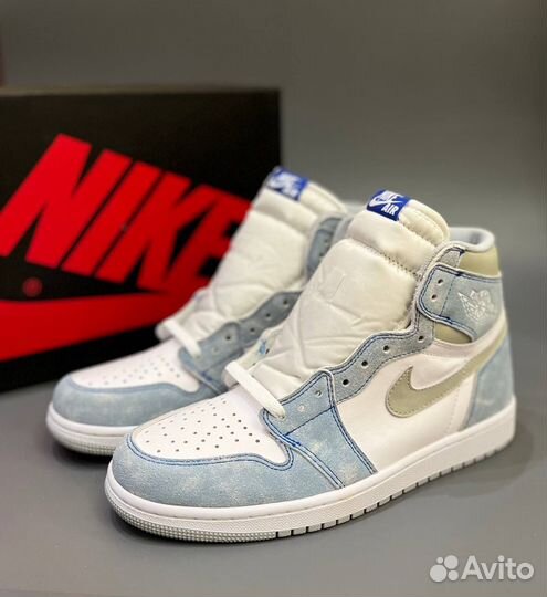 Кроссовки Nike Air Jordan 1 High OG Hyper Royal