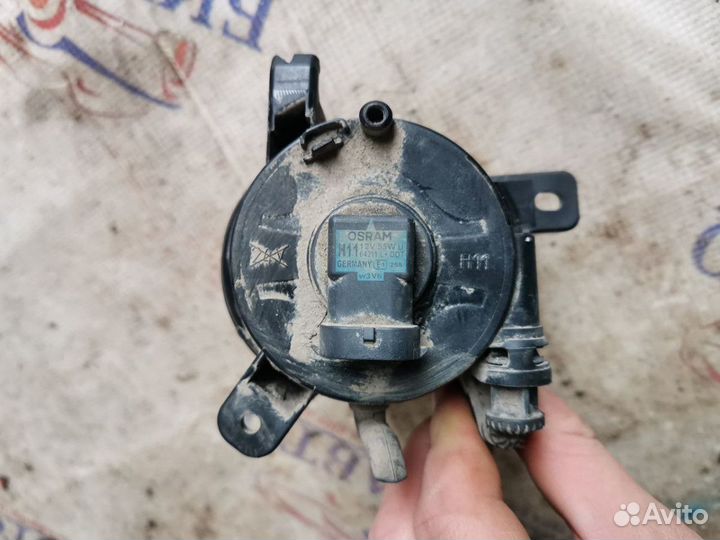 Противотуманная левая фара птф Audi Q3