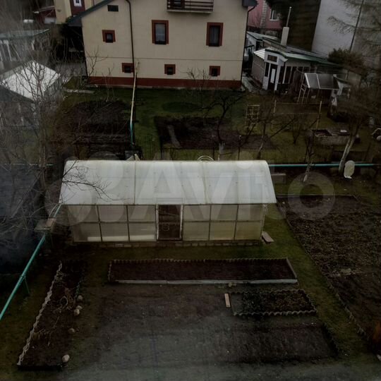 Дом 193 м² на участке 6 сот.