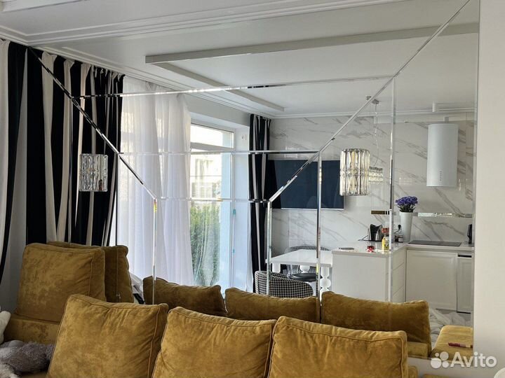 Зеркальное панно