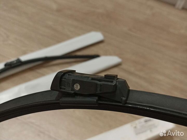 Комплект щеток стеклоочистителя Mercedes Benz