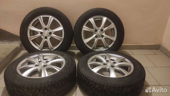 Зимние Колеса R15 Skad/Nokian Tyres Hakkapeliitta