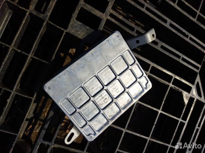 Блок управления гибридной установкой Lexus Ls600Hl