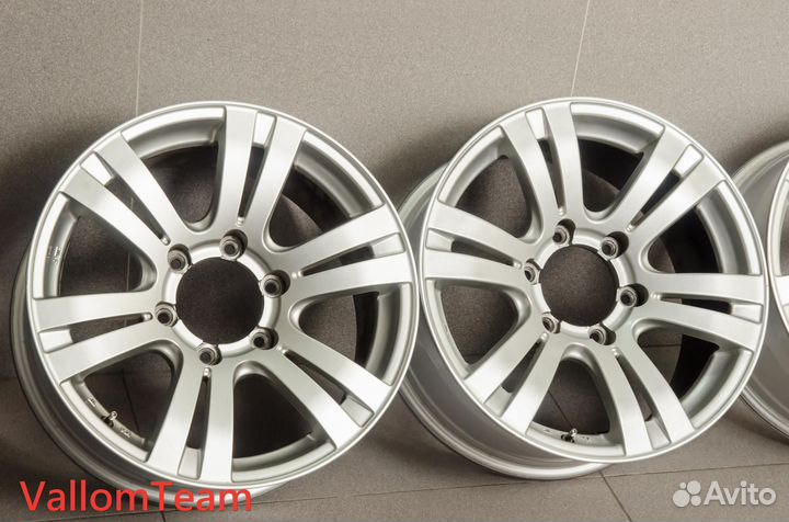 Лот KA6432 Фирменные 17-е диски weds