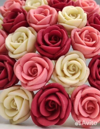 Букет - 29 Роз из Белого Шоколада