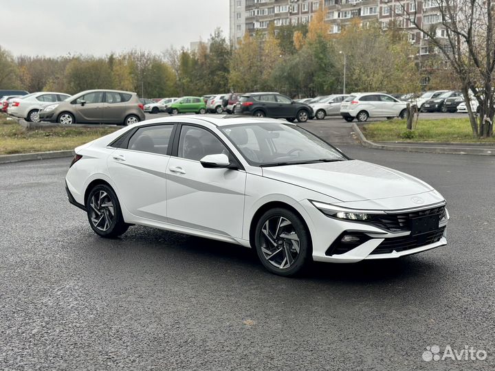 Hyundai Elantra 1.5 CVT, 2023, 100 км