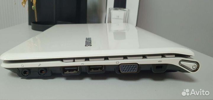 Samsung нетбук NC110-A02 10,1